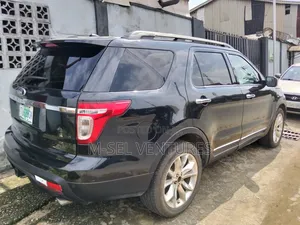 Ford Explorer 2011 Black