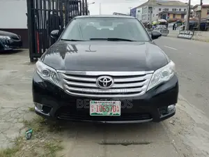 Toyota Avalon 2011 Black