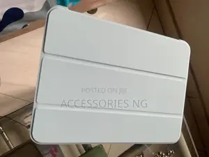 Sleek iPad Case for the 10th and 11th Gen