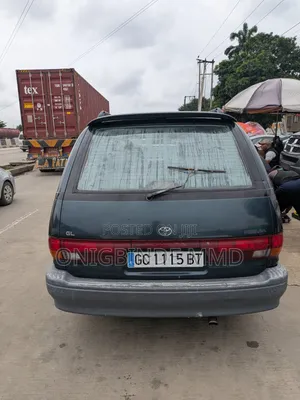 Toyota Previa 2000 Gray
