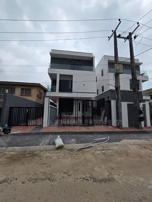 4bdrm Duplex in Adeniyi Jones for sale