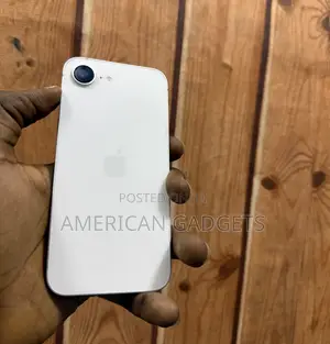 Apple iPhone 16e 128 GB White
