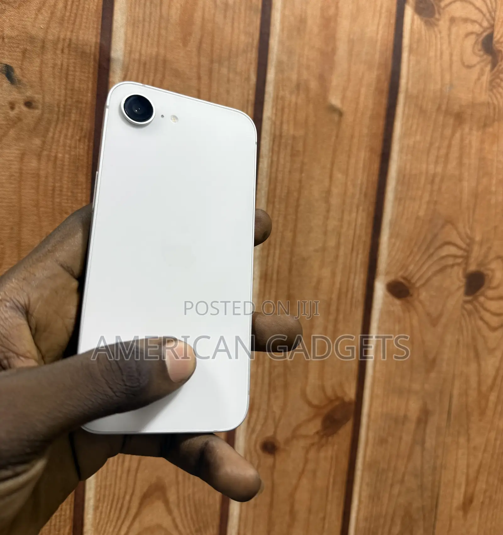 Apple iPhone 16e 128 GB White