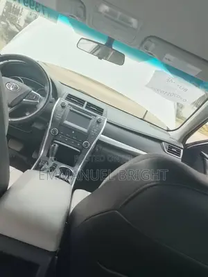Toyota Camry XLE 4dr Sedan (2.5L 4cyl 6A) 2017 Silver