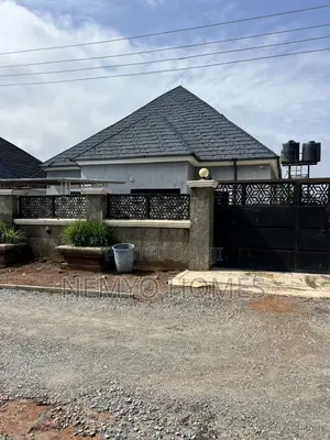 3bdrm Bungalow in Galadimawa for sale