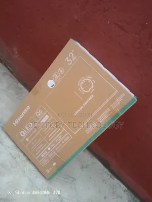 Affordable Hisense 32" Smart TV HD, Wi-Fi and Screen Share