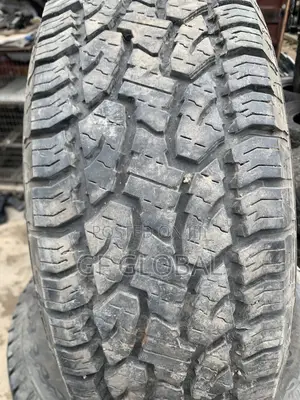 Tokunbo 265/75/16 Lt