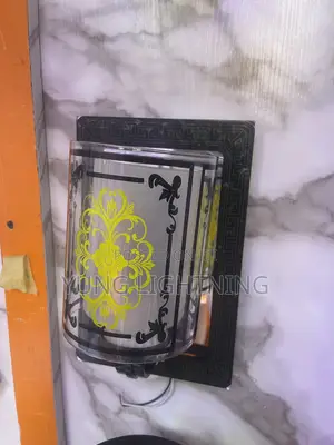 Luxury Modern Wall Light Elegant Gold Black Design
