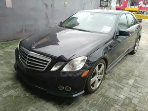 Mercedes-Benz E350 2010 Blue