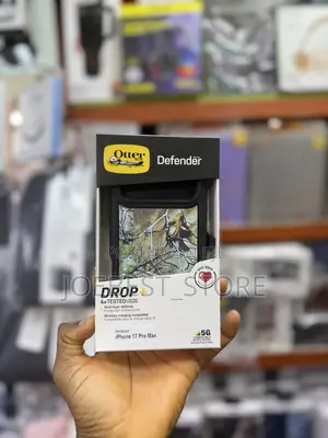 iPhone 17 Pro Max Otterbox Defender Case