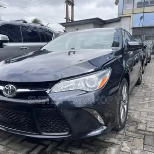 Toyota Camry SE 4dr Sedan (2.5L 4cyl 6A) 2016 Blue