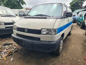Volkswagen Transporter 2003 White