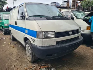 Volkswagen Transporter 2003 White
