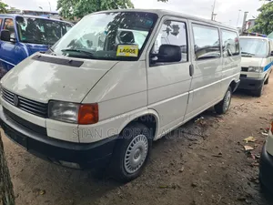 Volkswagen Transporter 2003 White