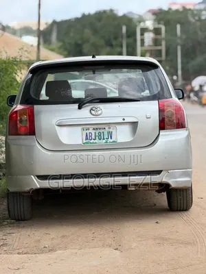 Toyota Corolla 2004 Silver