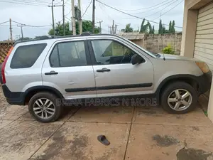 Honda CR-V 2004 Silver