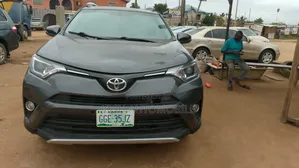Toyota RAV4 2015 Gray