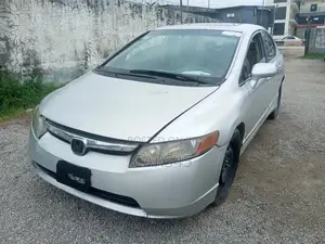 Honda Civic 2006 Silver