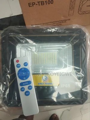 100W Solar Streetlight