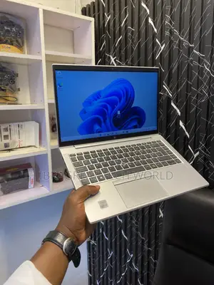 Laptop HP EliteBook 840 G8 8GB Intel Core i7 SSD 512GB