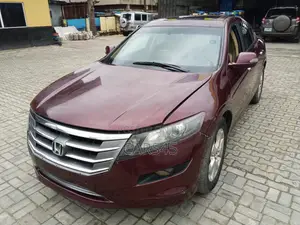Honda Crosstour 2012 Red