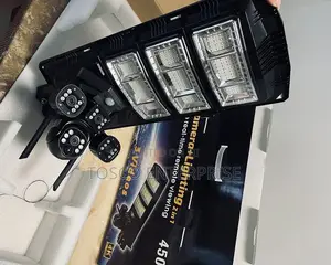 450W Solar Street Light With 4 CCTV Cameras – Security Camera