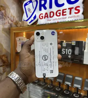 Apple iPhone 13 128 GB White