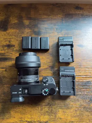 Sony A6400 + Sigma 30mm 1.4 for Sale