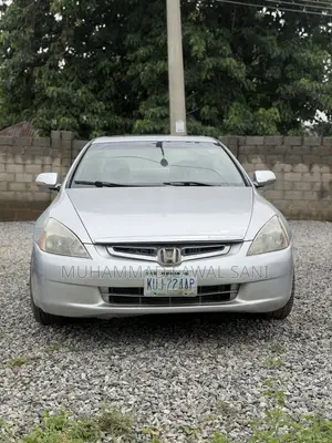 Honda Accord 2005 Silver