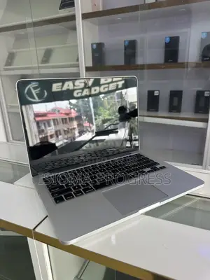 Laptop Apple MacBook Pro 2014 8GB Intel Core i5 SSD 256GB