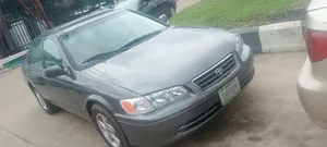 Toyota Camry 2000 Gray