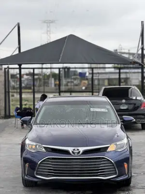 Toyota Avalon XLE FWDSedan (3.6L 6cyl 6A) 2016 Blue