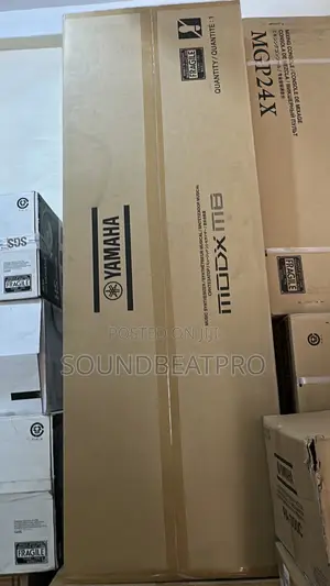 MODX M8 Yamaha Keyboard
