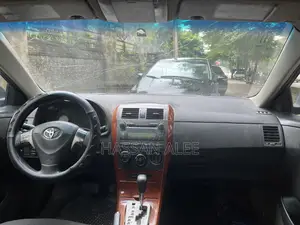 Toyota Corolla 2011 Black