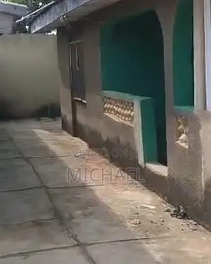 7bdrm Block of Flats in Ilesa for sale