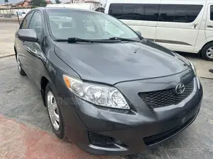 Toyota Corolla Base 4dr Sedan (1.8L 4cyl 5M) 2009 Gray