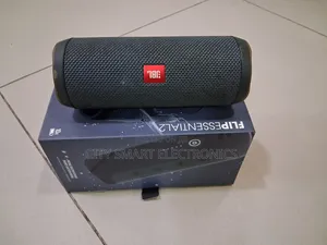 JBL Flip Essential 2 Bluetooth Speaker