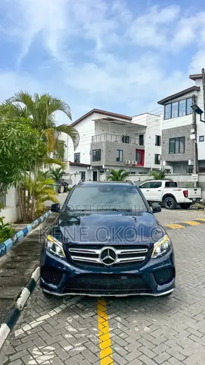 Mercedes-Benz GLE-Class AMG GLE 43 4MATIC 2017 Blue