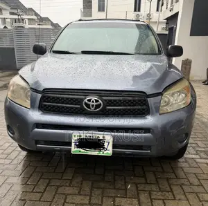 Toyota RAV4 2017 Blue