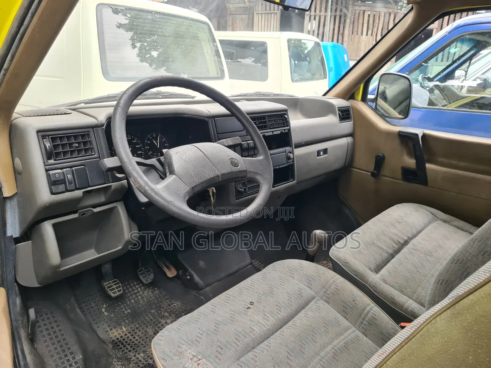 Volkswagen Transporter 2003 Yellow