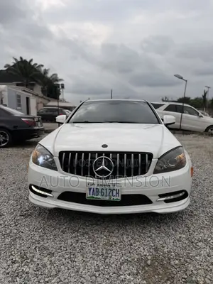 Mercedes-Benz C300 Luxury Sedan RWD (3.0L 6cyl 7A) 2009 White