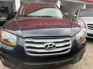Hyundai Santa Fe GLS 2011
