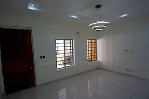 2bdrm Duplex in Lafiaji for sale