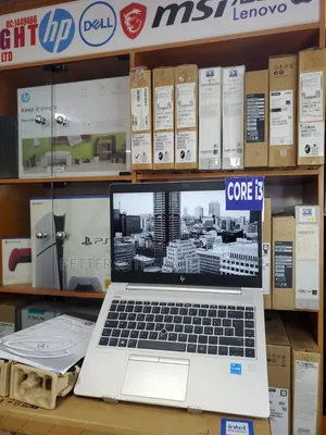 New Laptop HP EliteBook 735 4GB Intel Core i3 SSD 256GB