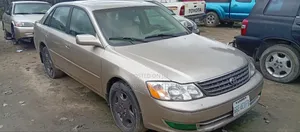 Toyota Avalon 2005 Gold