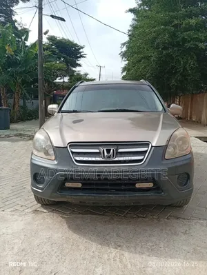 Honda CR-V 2005 Gold