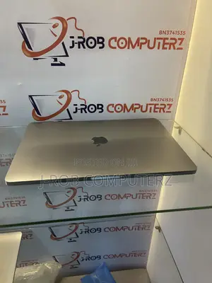 Laptop Apple MacBook Pro 2018 16GB Intel Core i7 SSD 256GB