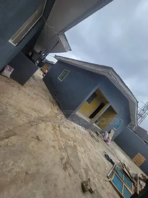 Furnished 2bdrm Block of Flats in Ayobo for rent