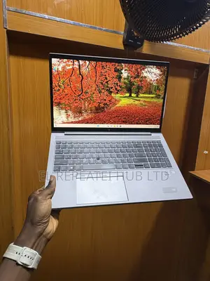 Laptop HP ZBook Firefly 15 G7 16GB Intel Core i7 SSD 512GB