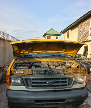 Ford E350 1992 Yellow